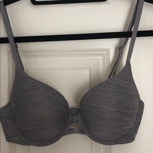 Victoria Secret Bra NWOT